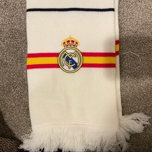 Real Madrid Mumbai scarf NWT